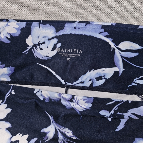 Athleta Pants - Athleta Navy and White Floral Leggings